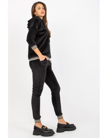  L`ensemble model 172688 Relevance 