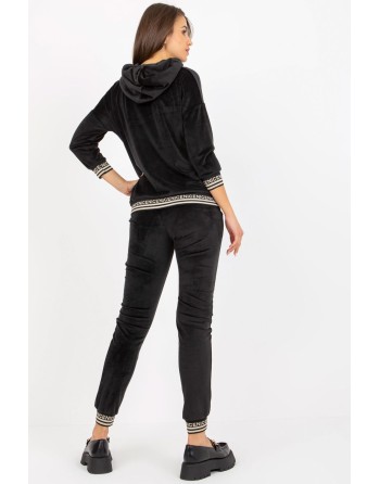  L`ensemble model 172688 Relevance 