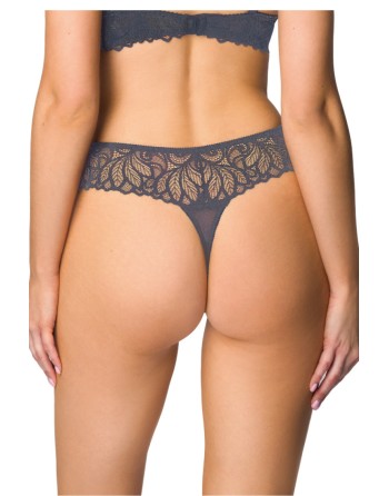  Strings model 204042 Mat 