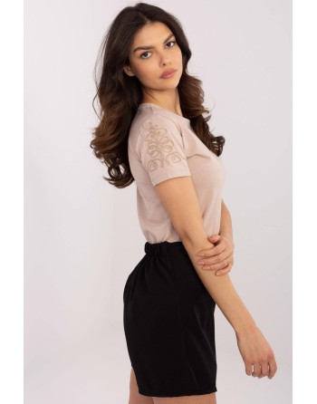  T-shirt model 210659 Relevance 